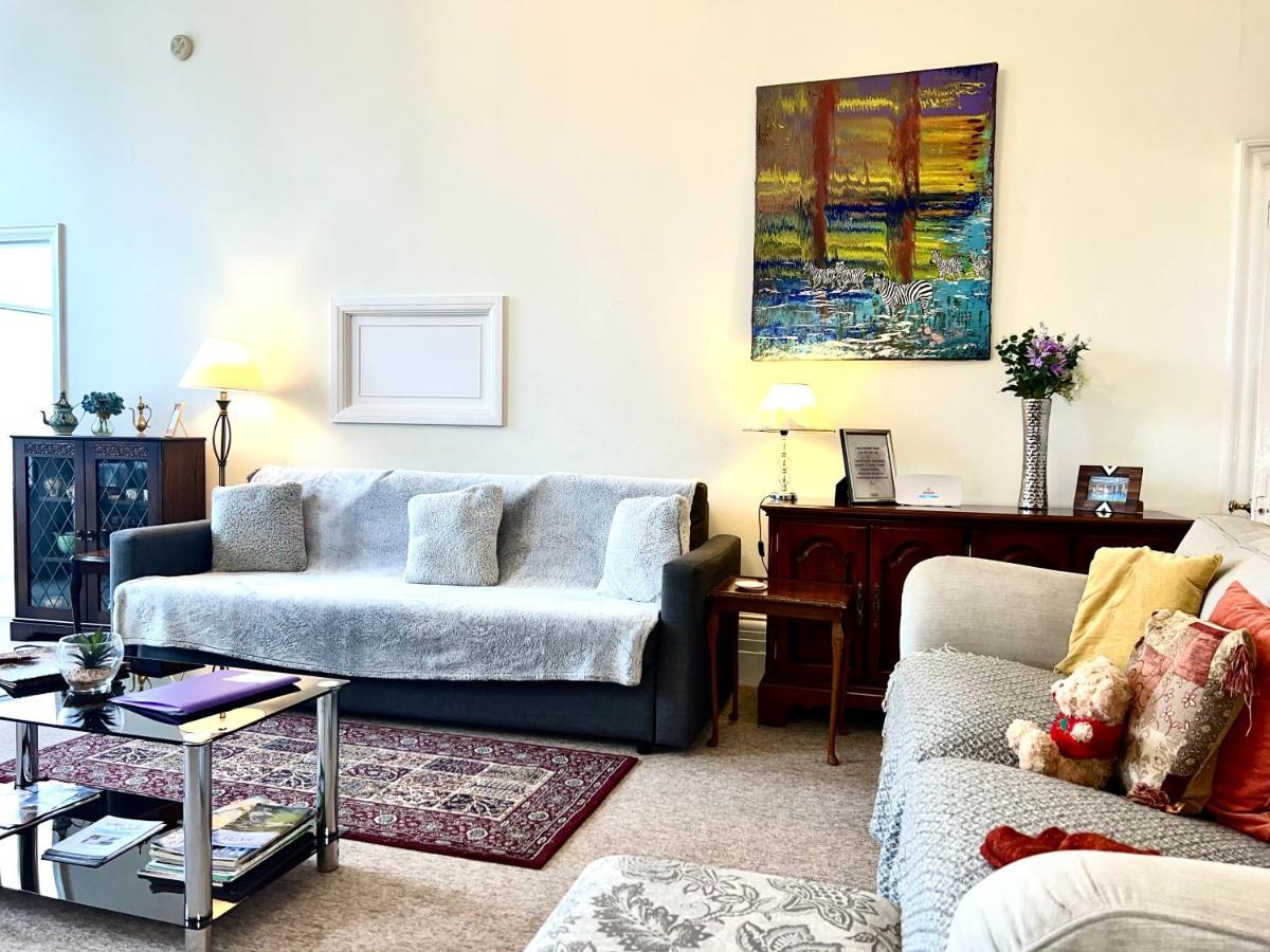 Grosvenor Apartments In Bath - Great For Families, Groups, Couples, 80 Sq M, Parking المظهر الخارجي الصورة