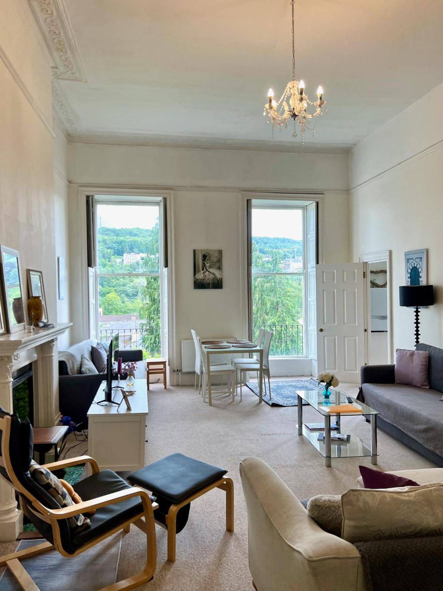 Grosvenor Apartments In Bath - Great For Families, Groups, Couples, 80 Sq M, Parking المظهر الخارجي الصورة